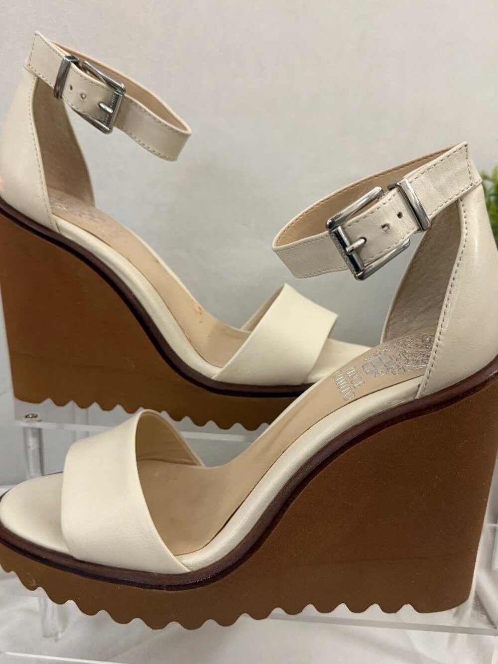 Vince Camuto Ivory Leather Platform Wedge Sandals Size 7 NEW